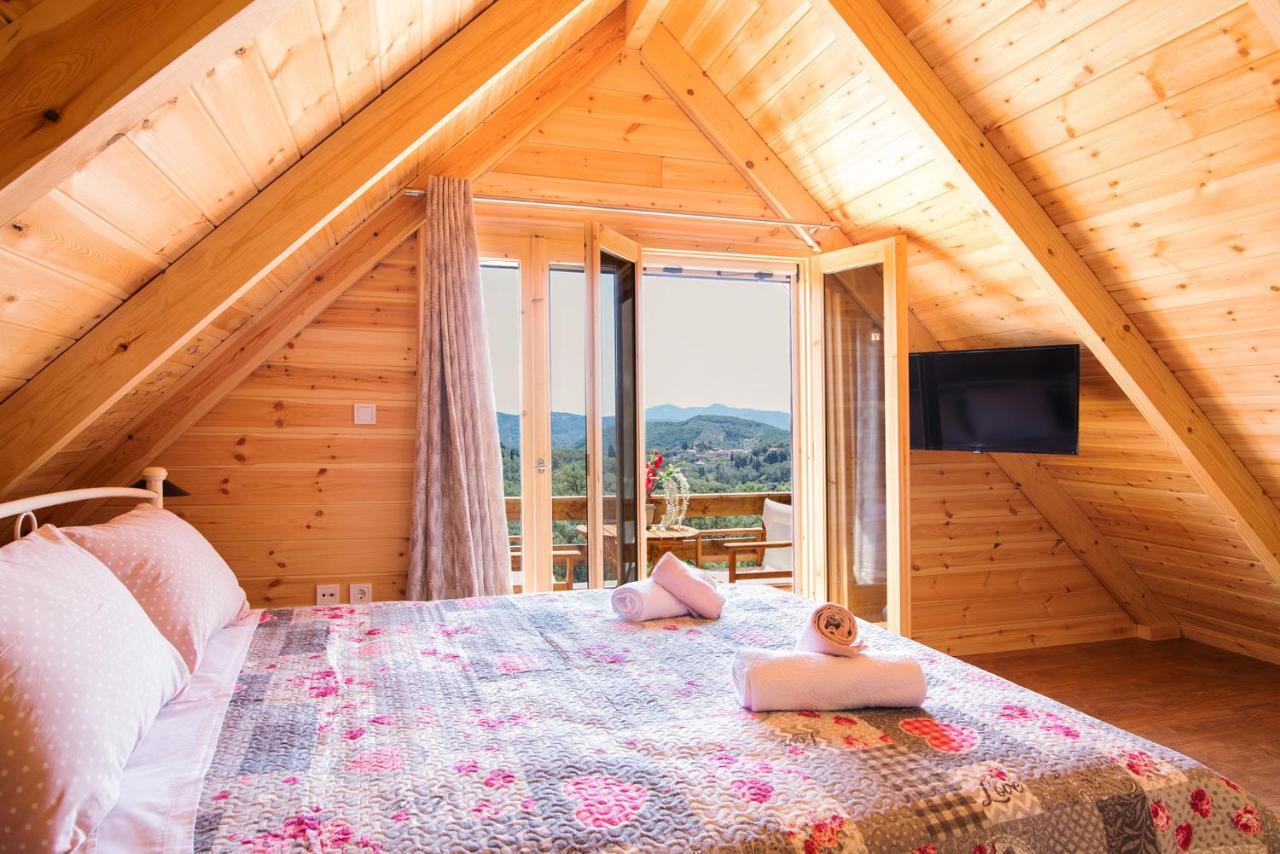 Romantic Tree House Kato Pavliana Exterior foto